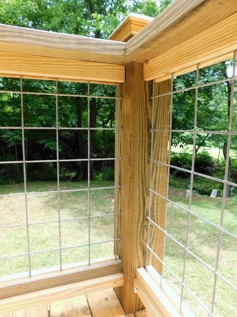 A Cost-Conscious "See Through" Deck Railing Made with Livestock Panels - The Handyman Plan, LLC Deck Railing Diy, Wire Deck Railing, Deck Remodel, Patio Railing, Deck Railing Design, Cattle Panels, House Pictures, Deck Designs Backyard, Deck Projects