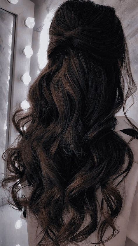 Long Hair Wedding Styles, Hair Stylist Life, Hair Inspo Color, Wedding Hair And Makeup, A Mirror, Aesthetic Hair, Bride Hairstyles, Gorgeous Hair, Bridesmaid Hair