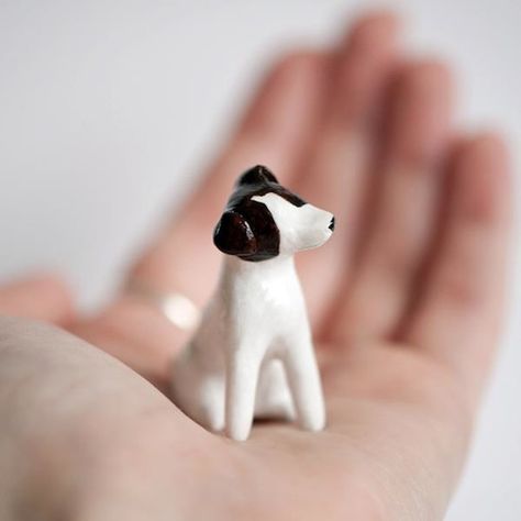 Dog Clay Art, Clay Dog, Pottery Animals, Ceramic Dog, Clay Diy Projects, Clay Crafts Air Dry, Keramik Design, Dog Sculpture, Clay Figurine