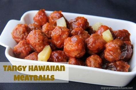 Luau Party Ideas | Party Ideas: Vintage Hawaiian Luau / Slow Cooker Tangy Hawaiian ... Slow Cooker Hawaiian Meatballs, Food Crockpot, Hawaiian Meatballs, Luau Party Food, Luau Food, Hawaiian Luau Party, Food Party, Ideas Food, Hawaiian Food