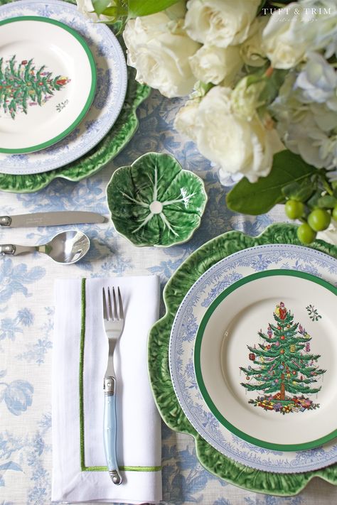 Setting the Table for the Holidays - Tuft & Trim Spode Tablescape Christmas, Vietri Christmas Table Settings, Hester And Cook Christmas Table Settings, Vietri Lastra Holiday Table Setting, Glassybaby Tablescape, Grandmillenial Christmas Table, Chinoiserie Christmas Table, Christmas Spode Table Setting, Spode Christmas Tablescape