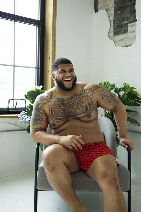 Thick Guys, Body Positive Photography, Plus Size Male, Chubby Guy, Chubby Men, Men Model, Black Boys, Mens Plus Size, Pretty Men