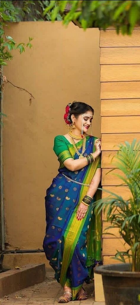 Nauvari Wedding Saree, Marathi Bride Green Saree, Nauvaree Saree Bride, Designer Sarees Party Wear Latest, Wedding Navari Saree, Pastel Nauvari Saree, नऊवारी साडी फोटो, Nawari Saree Blouse Designs, Nauvari Saree Brides Indian Weddings