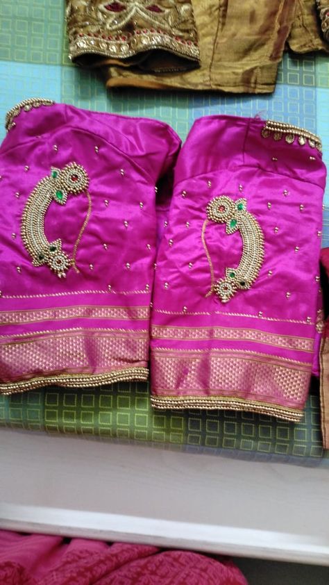 Nath made by motivation, Kundan and Zari thread Nath Blouse Design Work, Nath Blouse Design, Nath Designs Aari Work Blouse, Nath Embroidery Blouse Design, Nath Blouse Work, Nath Designs Aari Work, Nath Aari Work Design, Aari Work Nath Design On Blouse, Paithani Blouse Work Designs