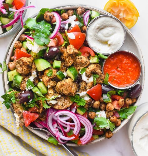 Zaatar Salad Dressing, Zaatar Recipes, Chicken Salad Bowl, Weeknight Chicken Dinner, Zaatar Chicken, Easy Weeknight Chicken, Zaatar Recipe, Chicken Salad Bowls, Toasted Chickpeas