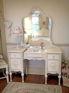 Antique White Vanity Table - Ideas on Foter Antique White Furniture, Shabby Chic Vanity, Vanity With Mirror, Painted Vanity, Pink Cottage, Shabby Chic Living, Shabby Chic Dresser, Antique Vanity, White Bedroom Furniture