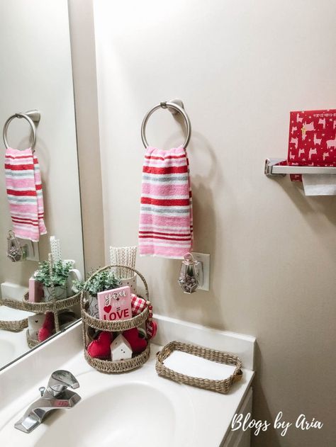 powder room styled for valentines Living Room Valentine Decor, Gift Ideas Valentines Day, Diy Valentine's Day Decorations, Valentine's Decor, Decor Organization, Powder Room Decor, Keeping It Real, Diy Valentines Decorations, Romantic Retreat