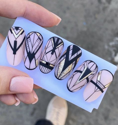 Geometric Pattern Nails, Abstract Nail Art Lines, Nails Geometric Design, Geometric Nail Art Designs, Aztec Nail Art, Indian Nails, Aztec Nails, Line Nail Art, Art Deco Nails