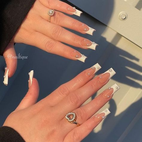 Prom 2k22, Cherry Nail, Bad Nails, Nail Aesthetic, Square Nail, Wow Nails, Long Acrylic Nail Designs, Square Nail Designs, Floral Nail