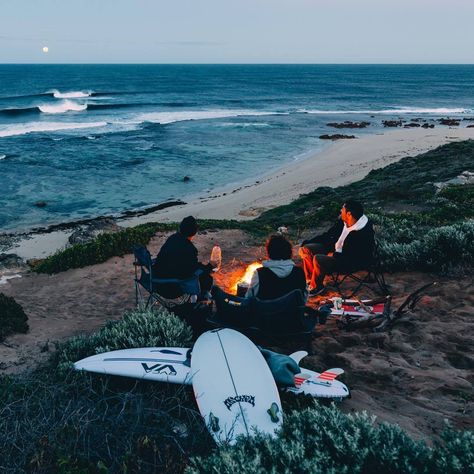 Byu Hawaii, Surf Boys, Summer Images, Surf Aesthetic, Surf Vibes, Beach Pink, Camping Aesthetic, Summer Goals, Surf Life