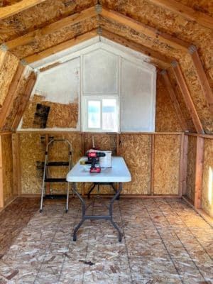 Storage Shed Office, Shed Makeover Interior, Shed Craft Room, She Shed Exterior, Shed Paint Colours, Craft She Shed, Mini Shed, Interior Front Door, Painted Shed