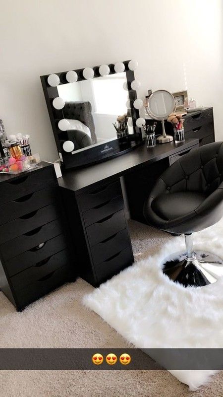 Beautiful black vanity makeup room! Has IKEA alex drawers … | Flickr Vanity Makeup Rooms, Ikea Linnmon, Alex Drawers, Ikea Vanity, Ikea Alex Drawers, Ikea Alex, Makeup Room Decor, Beauty Room Decor, Vanity Room