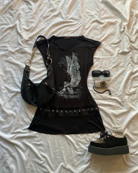 Grungy Girly Outfit, Dark Summer Outfits, Grungy Outfit, Grungy Style, Aesthetic Grunge Outfit, Alternative Outfits, Lookbook Outfits, Dream Clothes, Grunge Outfits