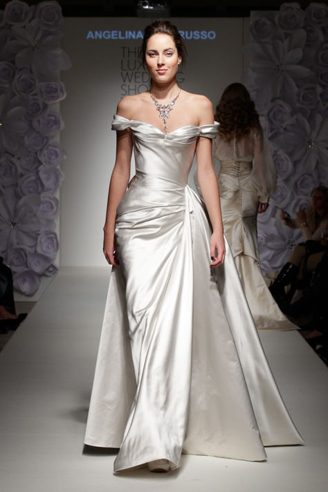 The breathtaking silk Gabriella wedding dress by Couture bridal designer Angelina Colarusso is a vision of Hollywood Glamour. Featured on the catwalk at The Luxury Wedding Show London. Elegant and glamorous, perfecting the art of creating unforgettable gowns that are as timeless as they are distinctive. #corseted #elegantbride #glamorousbride #maturebride #curvybride Angelina Colarusso, Greater London, Designer Wedding, Wedding Dress Inspiration, Gorgeous Gowns, 2000s Fashion, Bridal Designs, Bridal Couture, Dream Wedding Dresses