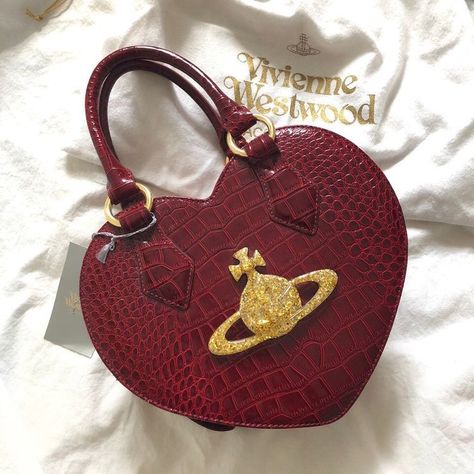 ✨ on Twitter: "vivienne westwood ‘chancery orb’ heart bag… " Vivienne Westwood Purse, Red Smoothie, Lizzie Hearts, Vivienne Westwood Bags, Aesthetic Bags, Red Purse, Fancy Bags, Heart Bag, Bags Aesthetic