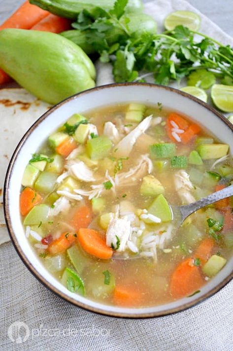 Lowest Carb Bread Recipe, Cold Weather Food, Chicken Noodle Soup, Mexican Food Recipes Authentic, Chicken Noodle, Delicious Soup, Noodle Soup, Healthy Cooking, Soups And Stews