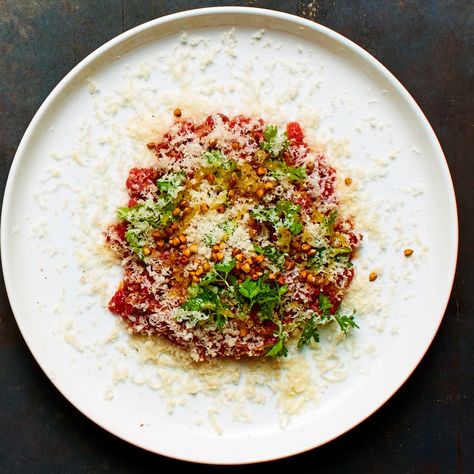 Topping this modern beef tartare with groats adds an earthy note, but they’re mostly there for texture. A coarse toasted breadcrumb can be subbed. Pickle Grilled Cheese, Cook Like A Chef, Tartare Recipe, Cheddar Recipes, Beef Tartare, Salad For Dinner, Grilled Cheese Recipe, Top Sirloin, Steak Tartare