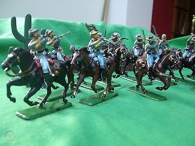 54mm 1:32 Plastic Toy Soldiers Italeri ACW Confederate Cavalry Handpainted | #515672659 Gaul Warrior, Plastic Soldier, Plastic Toy Soldiers, Small Soldiers, Old West Town, King And Country, Plastic Toys, Toy Soldiers, Retro Toys