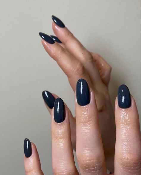 ━ 𝐡𝐚𝐳𝐞𝐥 ☻ Gel Nails Full Color, Dark Denim Nails, Call Almond Nails, Oval Dark Blue Nails, Dark Blue Gray Nails, Dark Blue Oval Nails, Navy Blue Nails Aesthetic, Simple Dark Blue Nails, Almond Nails Dark Colors