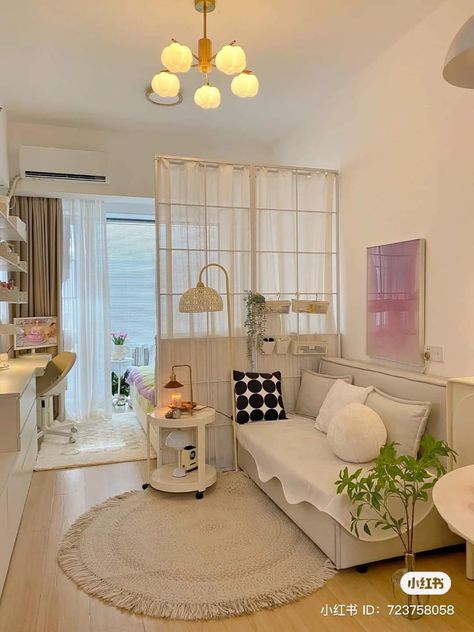 Small Korean Apartment Aesthetic, 200 Sq Ft Living Room, Studio Flat Aesthetic, 340 Sq Ft Studio Apartment, Studio Apartment 300 Sq Ft, Korean Studio Apartment Aesthetic, Clean Studio Apartment, Korean Apartment Interior Bedroom, Feng Shui Studio Apartment Layout