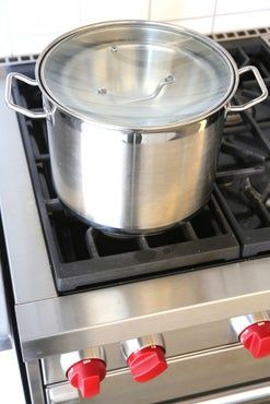 How to Distill Water: 6 Steps (with Pictures) How To Distill Water, Distilled Water Diy, Water Survival, Clean Drinking, Distillation Process, Clean Drinking Water, Prepper Survival, Water Weight, Tap Water