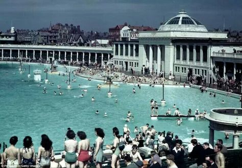 Blackpool, 1944 Art Deco Pool, Blackpool Uk, Crowds Of People, British Holidays, Blackpool Pleasure Beach, Miniature Design, Pool Fun, British Seaside, Travel Uk