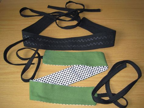 How to make fabric wrap belt An OBI belt is so easy to create. You need to make sure it is long enough to fit around your waist but not too long that it overlaps. And you must make sure it wide enough to have some impact but not so wide that it bunches. Mine … Wrap Belt Pattern, Obi Belt Diy, Easy Accessories, Obi One, Obi Belts, Diy Belt For Dresses, Make Accessories, Diy Corset, Diy Clothes Patterns