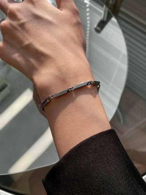 I liked them very much I ordered others of another color and the two are amazing of good color and good fabric!!! Men’s Silver Bracelet, Male Bracelets, Male Necklace, Guy Jewelry, Male Accessories, Streetwear Fashion Men, Male Jewelry, Men Chain, Dope Jewelry Accessories