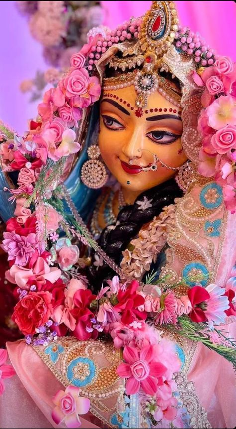 Cute Radha Rani, Radha Rani Wallpaper Full Hd, Cute Radha, Vrindavan Photography Pictures, Radha Beauty, Diy Photo Book, Expressions Photography, Free Lightroom Presets Portraits, Lord Krishna Hd Wallpaper