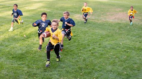 9 Fun Flag-Pulling Drills For Kids Flag Football Drills For Kids, 5 On 5 Flag Football Plays, Flag Football Practice Plans, Football Drills For Kids, Flag Football Drills, Youth Flag Football, Youth Football Drills, Flag Football Plays, College Recruiting