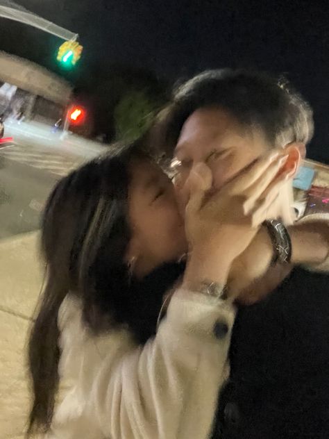 #love #couple #bf #gf #blurry #vibes #night #date #selfie #kiss #cheekkiss #aesthetic #cute Gf Kissing Bf On The Cheek, Bc Gf Pics, Cheek Kiss, Night Date, Bf Gf, Night Pictures, Couple Selfies, 2023 Vision, Romantic Things