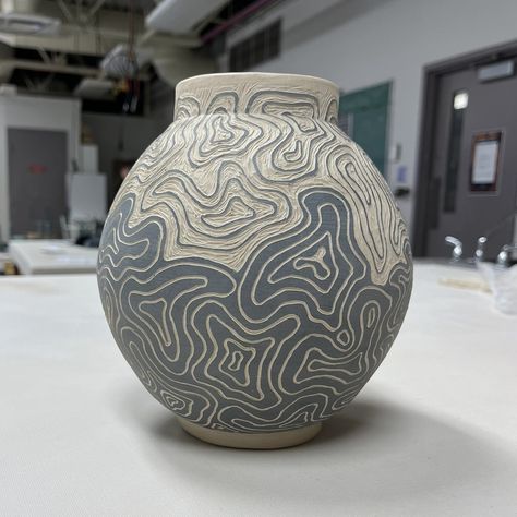 Designs For Ceramics, Clay Slip Ideas, Contrast In Ceramics, Scrafito Ceramics Vase, Paper Resist Ceramics, Clay Carving Designs Pattern, Glaze Patterns Ceramic Art, Slip Carving Pottery, Ceramic Moon Jar