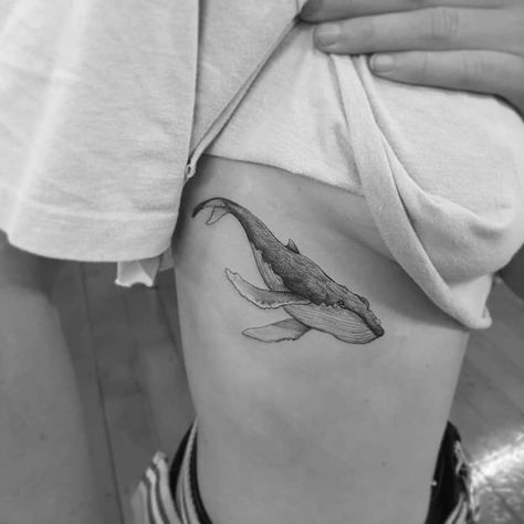 Humpback Whale Tattoo, 16 Tattoo, Whale Tattoo, Herz Tattoo, Whale Tattoos, Planet Tattoos, Ocean Tattoos, Shark Tattoos, Amazing Body