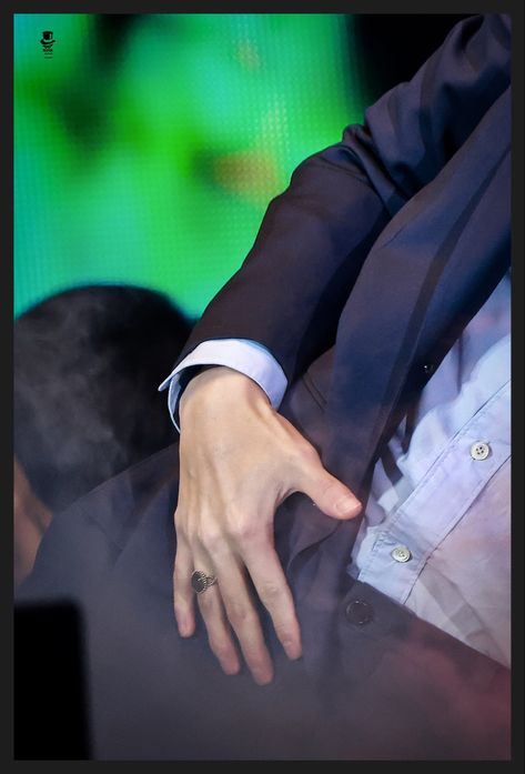 Sehun Hands, 11th Anniversary, Xiu Min, Dark Anime Guys, Exo Sehun, Oh Sehun, D 2, Suho, Sehun