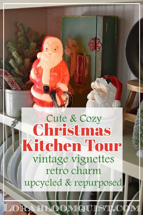 Cottage Christmas Decorating, Cozy Christmas Kitchen, Vintage Repurposed Items, Christmas Kitchens, Kitchen Retro, Kitchen Tour, Vintage Vignettes, Nostalgic Christmas, Classic Christmas Decorations