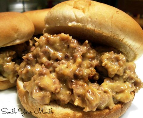 White Trash Sliders Hawaiian Rolls, White Trash Sliders Velveeta, White Trash Sliders, White Trash Sliders Recipe, Sliders With Ground Beef, Sausage Sliders, Recipes Using Puff Pastry, Masters Party, Velveeta Recipes