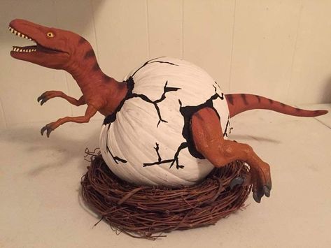 Hatching dinosaur pumpkin Unique Pumpkin Painting Ideas, No Carve Pumpkin Decorating Ideas, Dinosaur Pumpkin, No Carve Pumpkin, Decorating Painting, Pumpkin Decorating Ideas, Creative Pumpkin Painting, Creative Pumpkin Decorating, No Carve Pumpkin Decorating