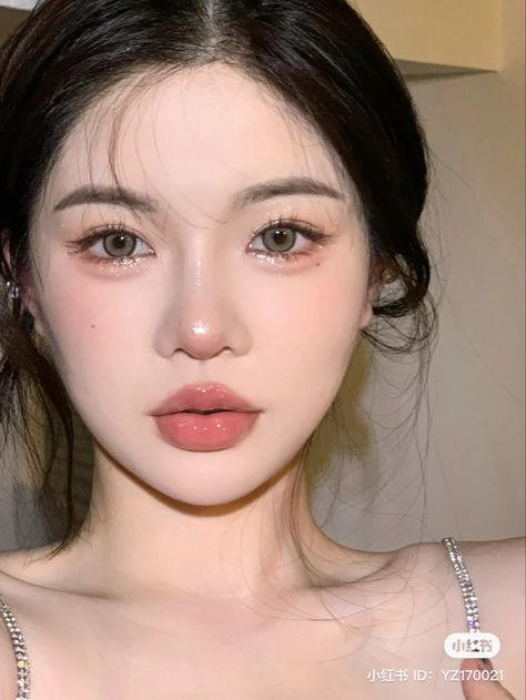 Makeup Hooded Eyes, Makeup Nails Designs, Soft Makeup Looks, Korean Eye Makeup, Hooded Eye Makeup, Asian Eye Makeup, Soft Makeup, Hair Shows, Hooded Eyes