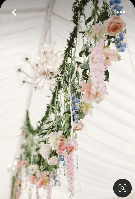 Wildflower Wedding Theme, Wedding Tent, Deco Boheme, Garden Party Wedding, Marquee Wedding, Floral Garland, Wildflower Wedding, Garland Wedding, Wedding Mood