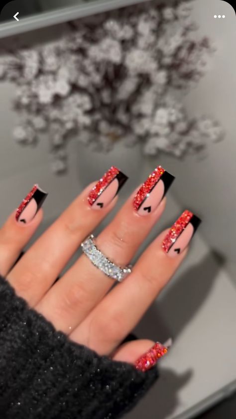 Short Square Nail Designs Black, Red White And Black Nails Design, Black Red And White Nails, Black White And Red Nails, Red And Black Nails Short, Red White Black Nails, Red Black White Nails, Red Black And White Nails, Black Nails Short