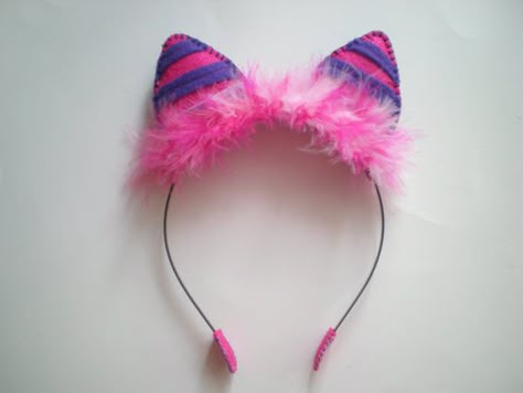 Cheshire Cat felt ear headband. Diy Cheshire Cat Costume, Cheshire Cat Halloween, Cats Costume, Cat Costume Diy, Cheshire Cat Costume, Alice Costume, Cat Ear Headband, Mad Hatter Party, Alice In Wonderland Costume