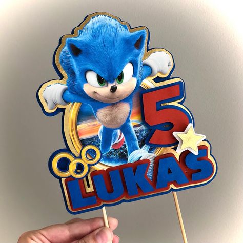 Sonic Cricut, Sonic The Hedgehog Cake Topper, Sonic Cake Topper, Topper Sonic, Sonic Birthday Cake, Sonic The Hedgehog Cake, Bolo Sonic, Sonic Cake, Hedgehog Cake