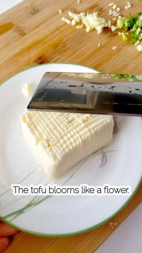 Tofu Flower, Chinese Black Vinegar, Hot Chili Oil, Black Vinegar, Soft Tofu, Spa Music, Dark Soy Sauce, Knife Skills, Garlic Uses