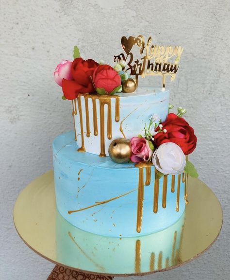 Two Tier Cake, Birthday Cake For Him, Fresh Flower Cake, Decorating Videos, Easy Cake Decorating, Cake Decorating Videos, Cake Decorating Designs, Tier Cake, Fresh Flower