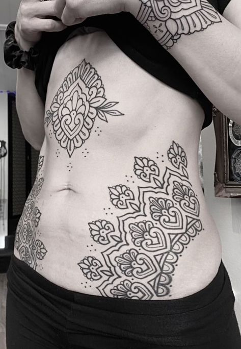 Sophia Nous ornamental tattoo - stomach, sternum and cuff project. Circular Tattoo, Anatomy Tattoo, Hirsch Tattoo, Cuff Tattoo, Tattoos To Cover Scars, Snake Tattoo Design, Forearm Tattoo Design, Ornamental Tattoo, Geometric Tattoo Design