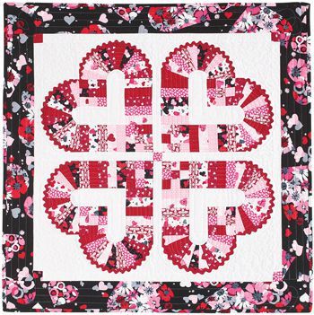 Valentines Quilts, Valentines Quilt, Quilt Heart, Moon Quilt, Heart Quilts, Heart Quilt Pattern, Patchwork Heart, Valentines Patterns, Placemats Patterns