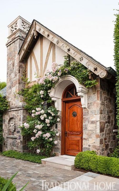 Tudor Guest home via Traditional Home European Cottage Exterior, Garden California, Tudor Cottage, European Cottage, Storybook Homes, Stone Cottages, Hotel Lounge, Tudor Style Homes, Storybook Cottage