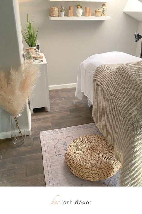 Lash Space Ideas, Lash Room Decor Ideas Interior Design, Microblading Room Ideas, Lash Tech Room, Lash Studio Ideas, Microblading Studio Ideas, Lash Tech Room Ideas, Esthetics Studio, Brow Studio Ideas