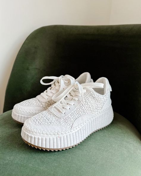 Trendy Platform Sneakers With Woven Sole, Trendy White Platform Sneakers With Perforations, White Sole Platform Sneakers With Perforations, Spring White-sole Platform Sneakers, Spring White-sole Platform Sneakers In Synthetic, Nice Sneakers, Recruitment Outfits, Just Style, Trending Sneakers