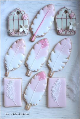 Feather Cookies Decorated, Arrow Cookies Decorated, Watercolour Cookies, Arrow Cookies, Birthday Tem, Feather Cookies, 16 Cookies, Watercolor Cookies, Sugar Cookie Royal Icing